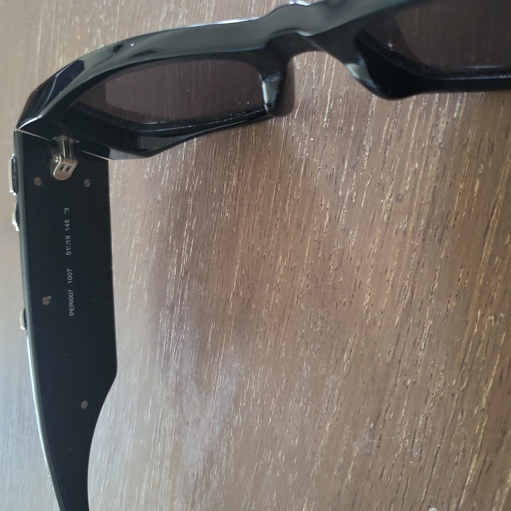 Sun Glasses - image 2